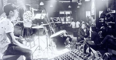 Z- Bar Thứ 6 hàng tuần với Minishow Acoustic Music