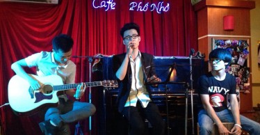 Bar Cafe Phố Nhỏ thứ 3 hàng tuần với  Minixyz Band