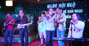 BAND THẬP NIÊN 70-80