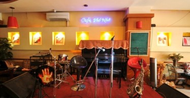 BẢO TRÂM & FRIENDS
