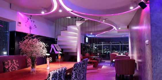 Avalon Cafe Lounge