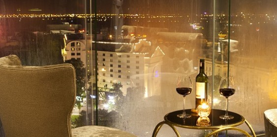 Cielo Sky Bar