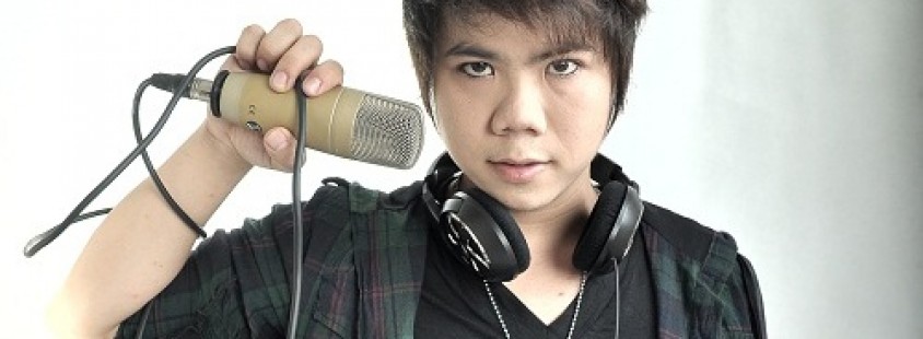 ca sĩ Đinh mạnh Ninh